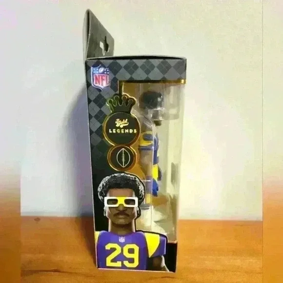 Funko NFL gold legends Eric Dickerson premium vinyl figure St. Louis rams - Picture 5 of 6